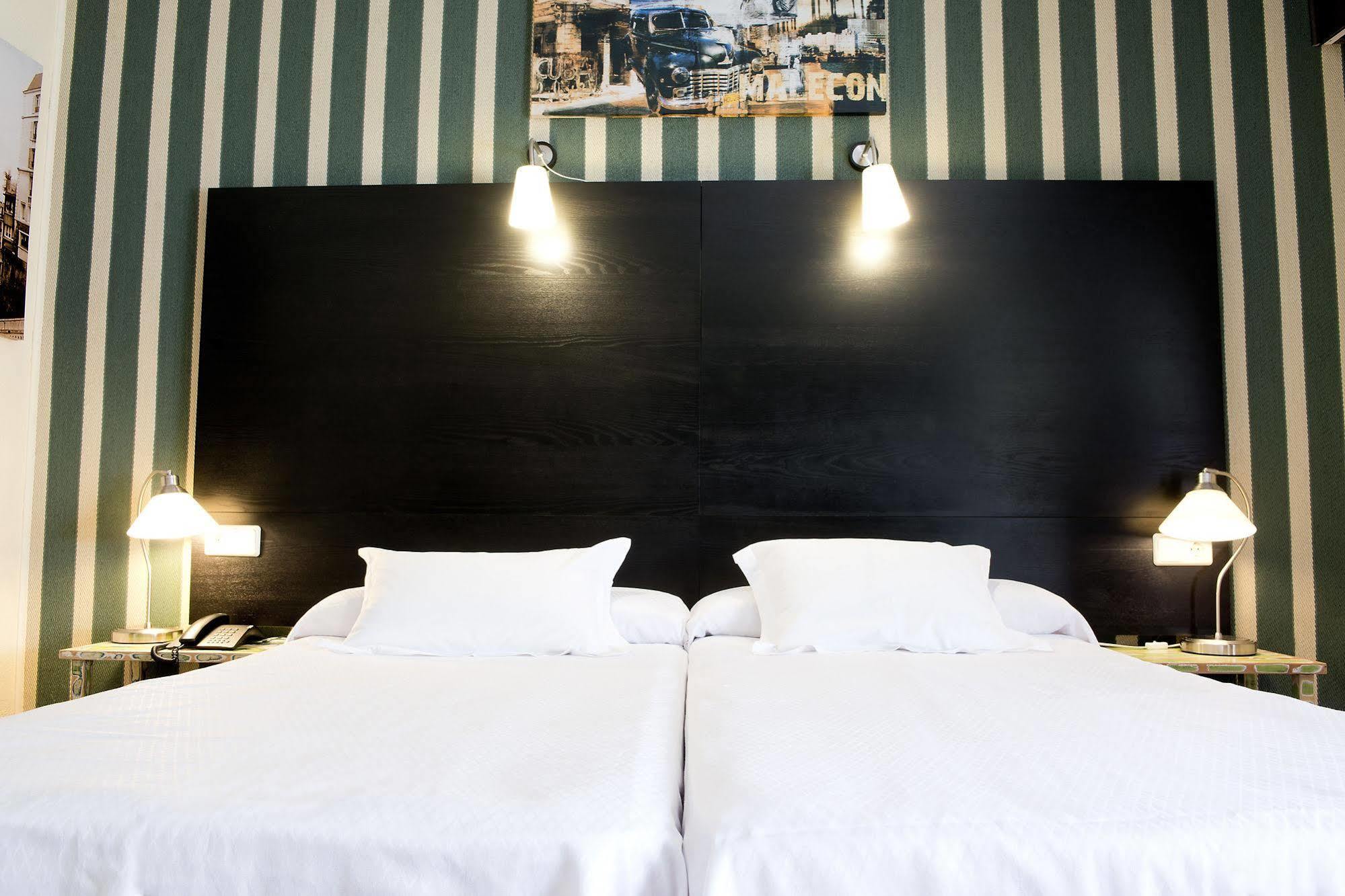 Hrc Hotel Madrid Luaran gambar